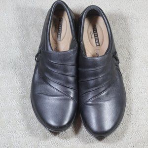 Collection by Clarks Size 8.5 Black Loafers